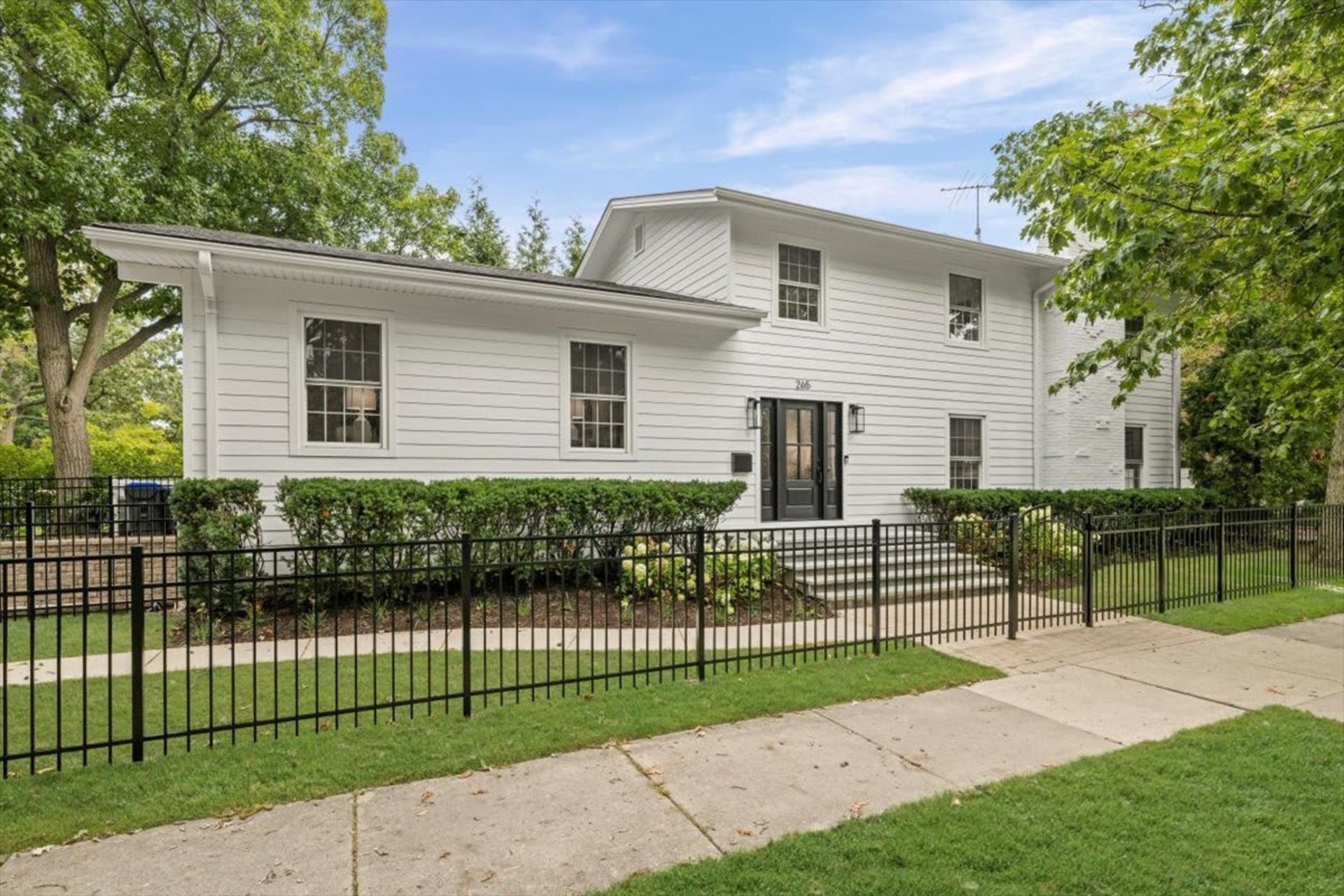 265 Randolph Street, Glencoe