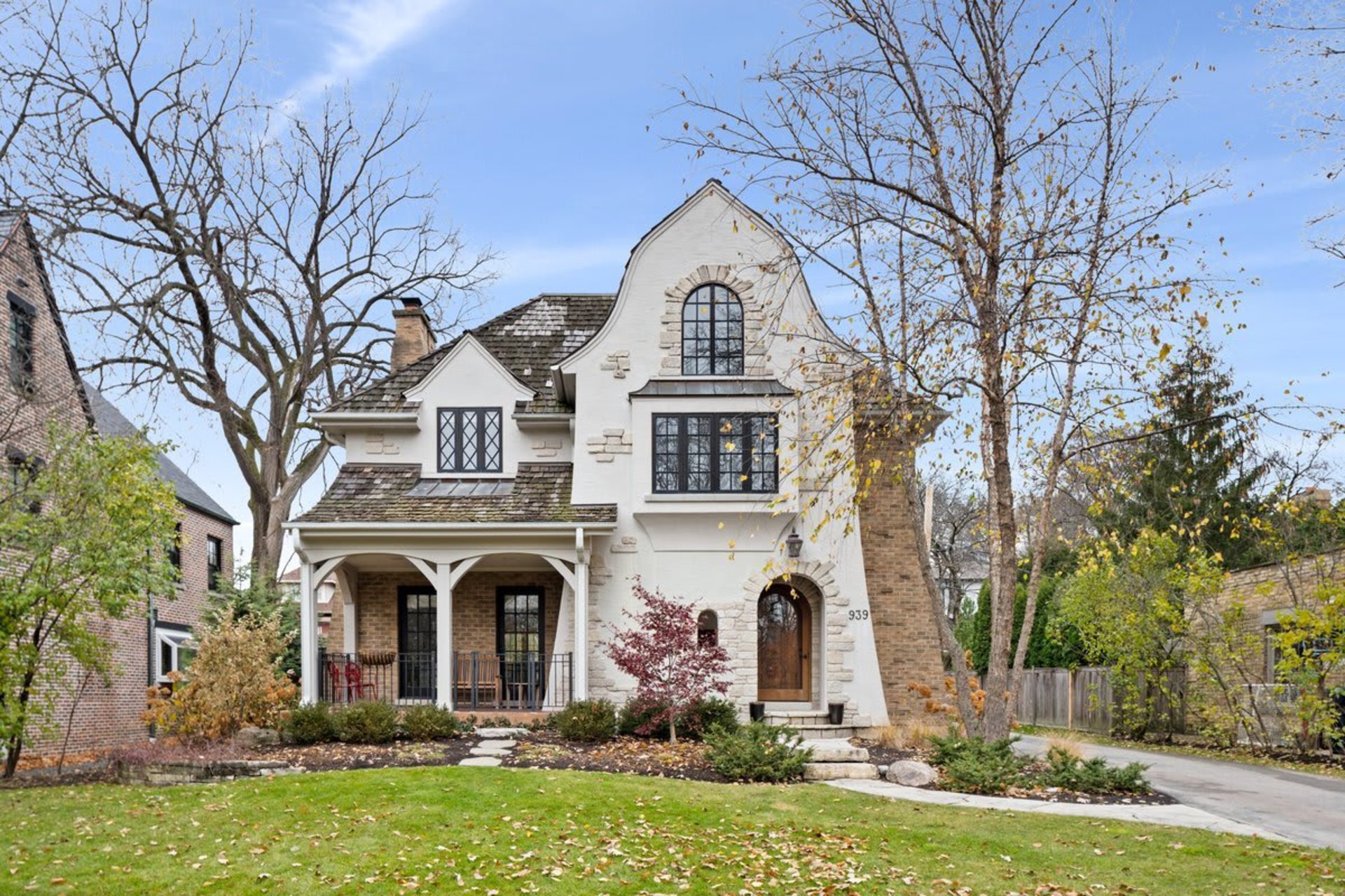 939 Valley Road, Glencoe — sold