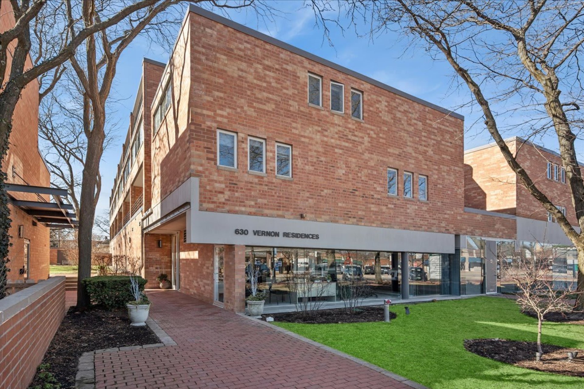 630 Vernon Avenue, Glencoe — sold