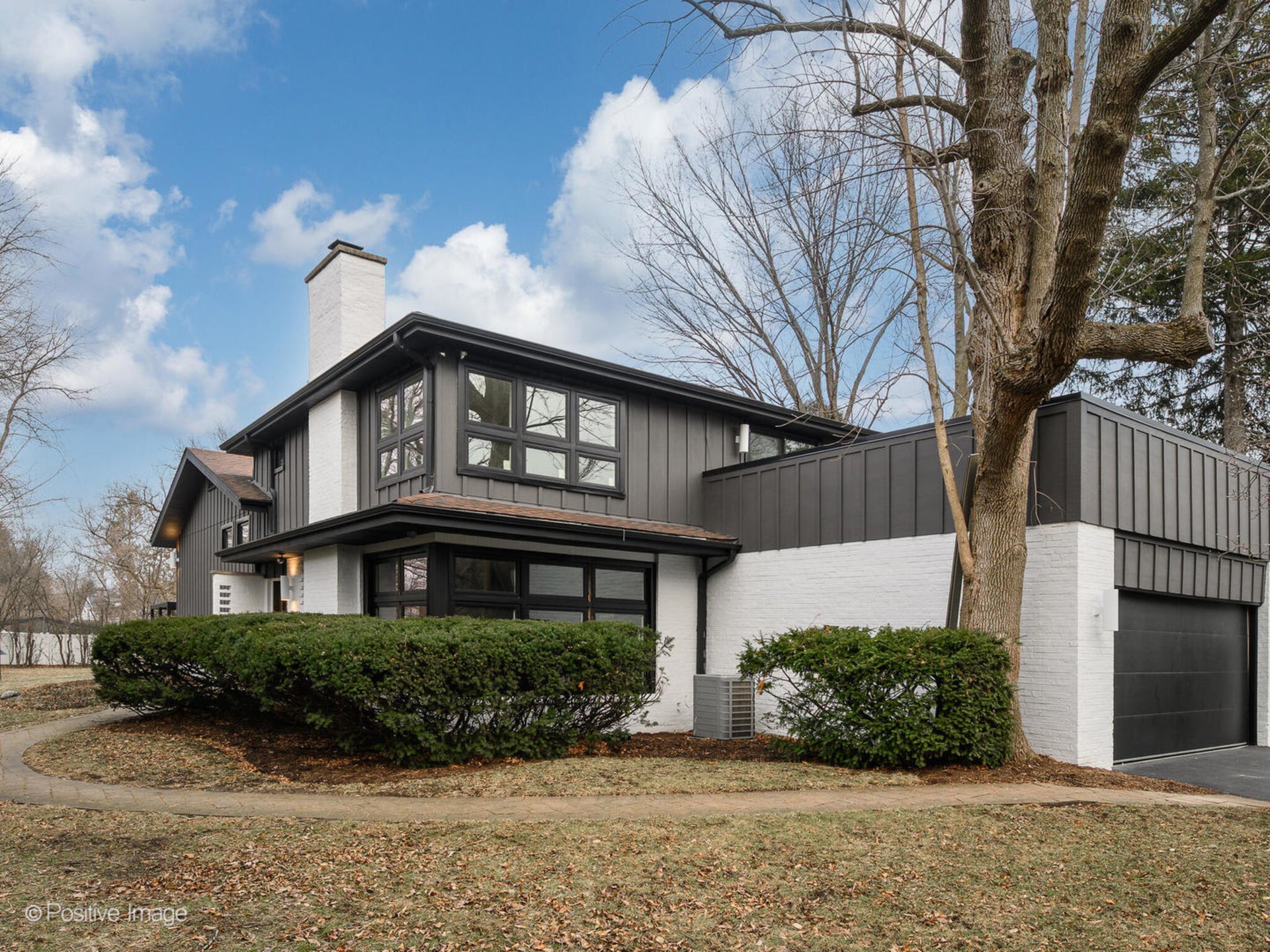 1077 Green Bay Road, Glencoe — sold