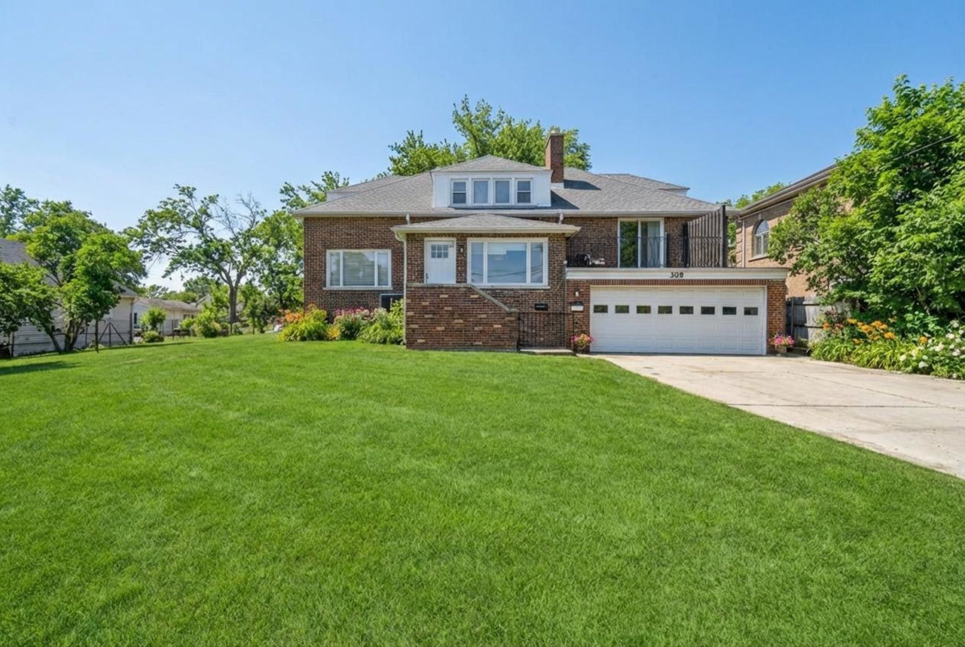 308 Washington Avenue, Highwood