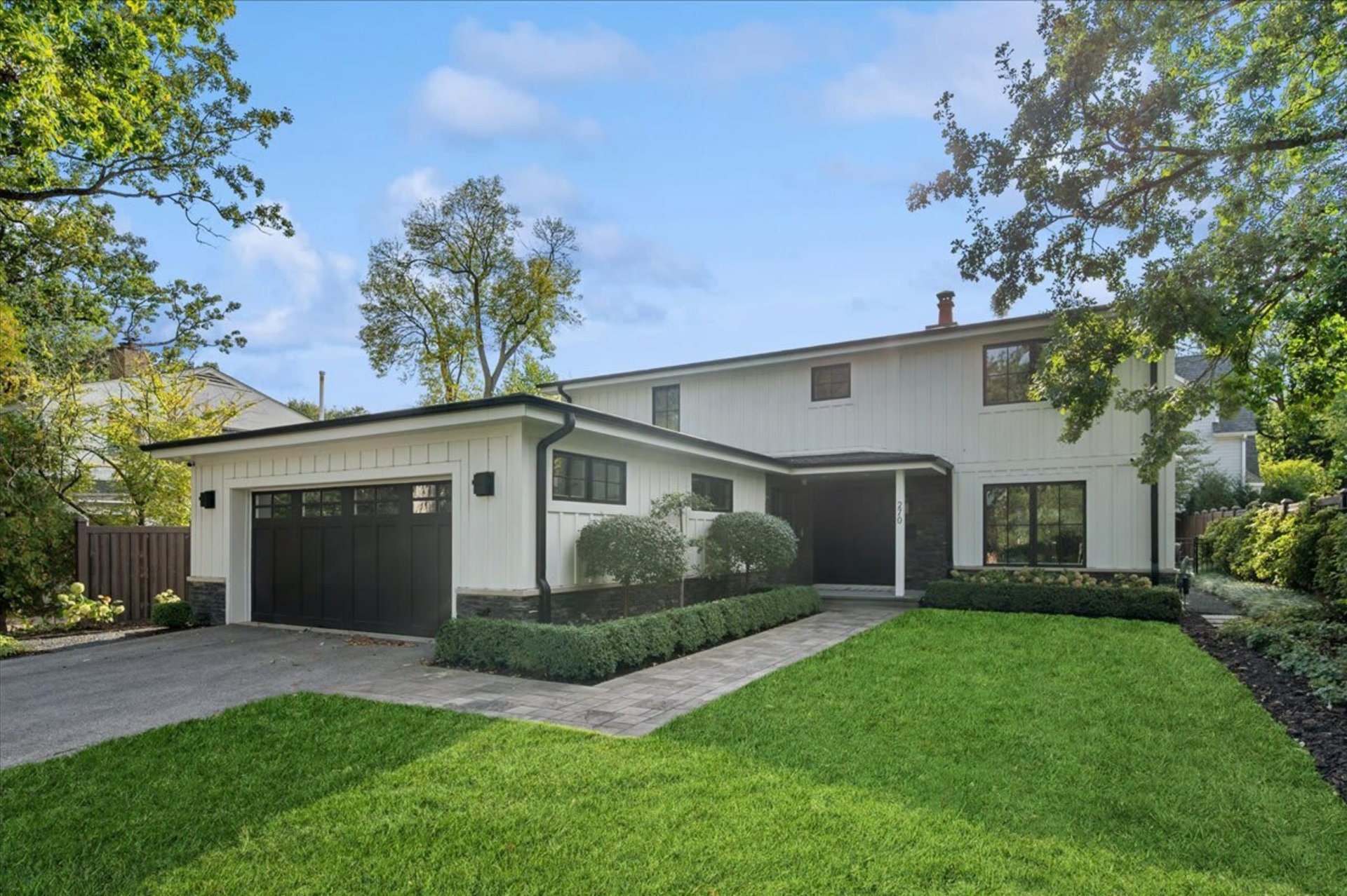 270 Sheridan Road, Glencoe