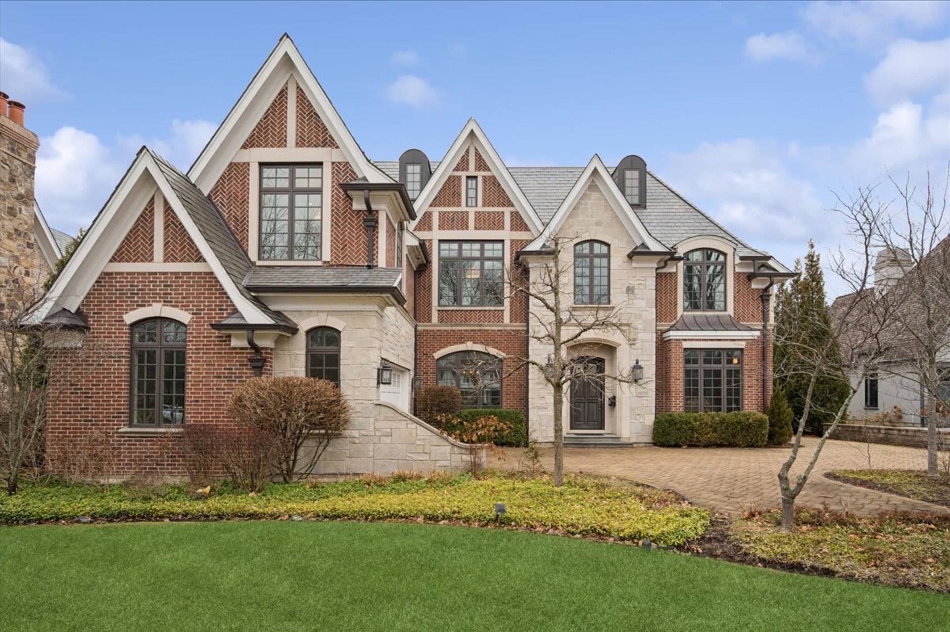 1020 Bluff Road, Glencoe — sold