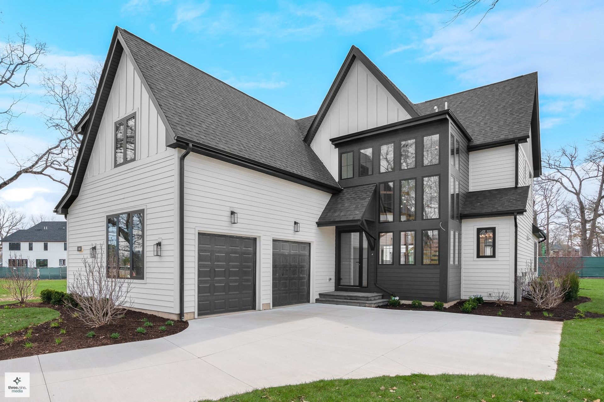 390 Forest Edge Drive, Glencoe